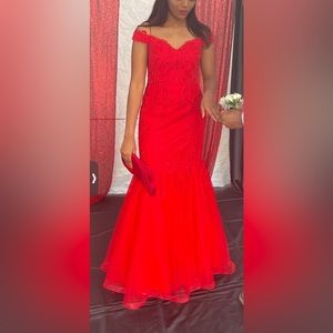 Red Formal Dress, best suitable for Prom. Price is negotiable !!!!